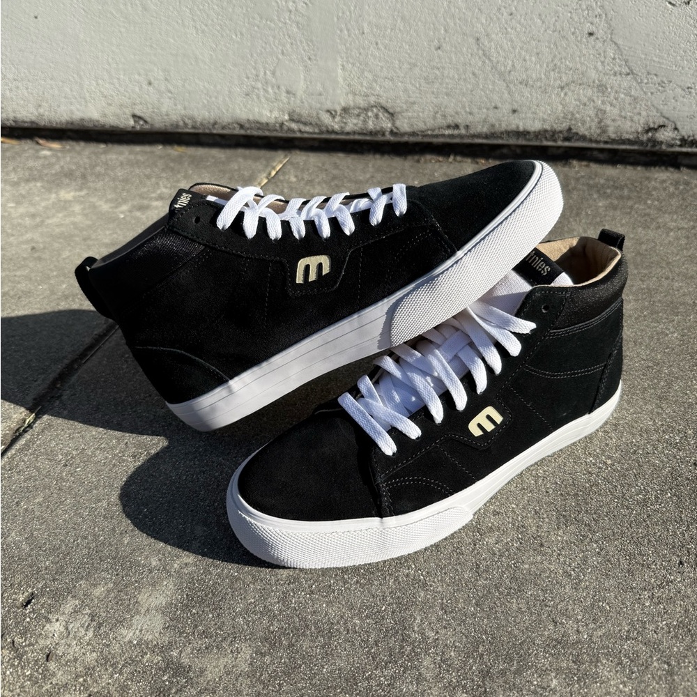 Etnies Hi Tops